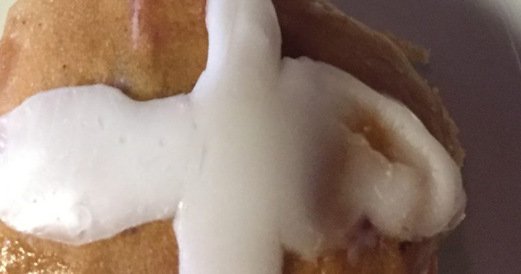 Holiday treat “Hot Cross bunns”