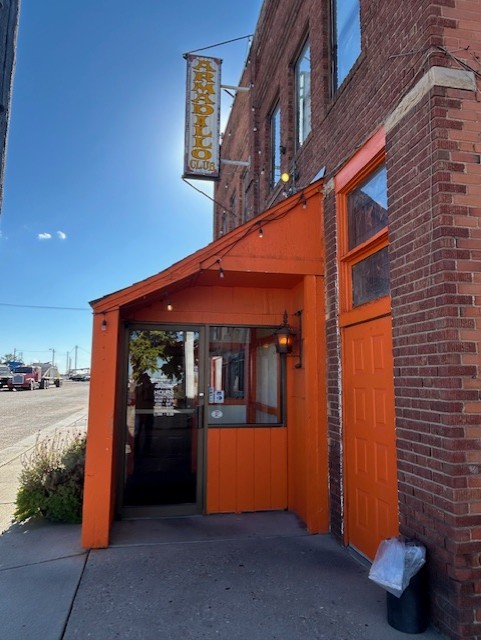 Travelers Culinary Adventure – a Familiar Warmth rekindled at the Armadillo in La Salle